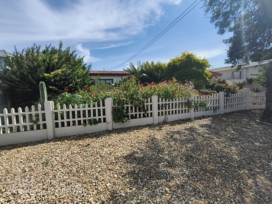 3 Bedroom Property for Sale in Lochnerhof Western Cape